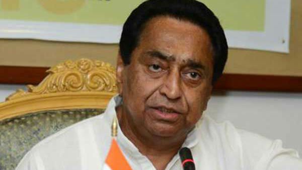 நான் வீழ்வேனென்று நினைத்தாயோ.. வந்த குண்டுகளை வாங்கி வீசும் கமல்நாத்.. கை கொடுத்த அரசியல் அனுபவம்