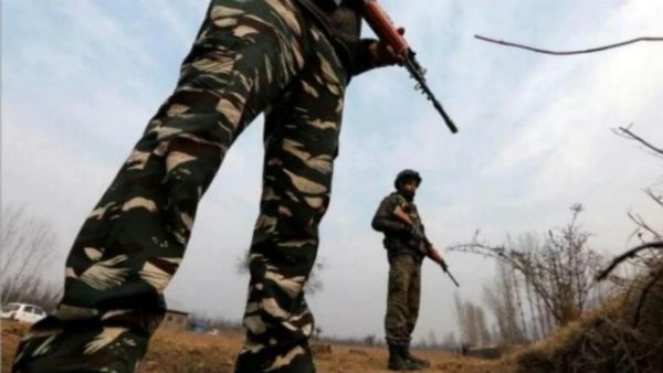 சத்தீஸ்கரில் மாவோயிஸ்டுகள் வெறித்தனமான தாக்குதல்- பாதுகாப்புப் படையினர் 17 பேர் பலி