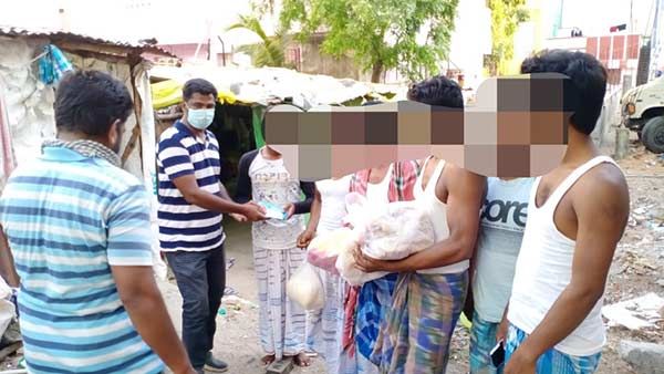 ஏழைகளுக்கு இரங்கும் சூப்பர் நண்பர்கள்.. நீங்களும் கை கொடுக்கலாமே!