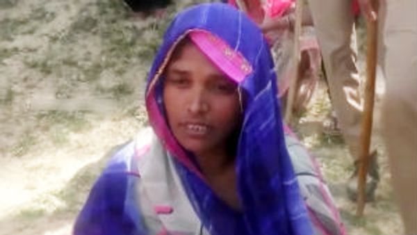 கொடுமை.. சாப்பாடு இல்லை.. 5 குழந்தைகளையும் கங்கையில் தூக்கி வீசிய தாய்.. குடும்ப தகராறு காரணமா?