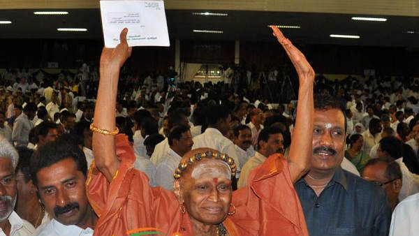 கொரோனா வைரஸ் பாதிப்பு நீக்கும் கோளறு பதிகம் - நவகிரக தோஷங்கள் நீங்கும்