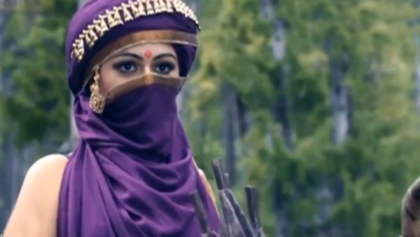 Mahabaratham Serial: இங்கே கண்ணன்..அங்கே கர்ணன்...மகாபாரதம்!