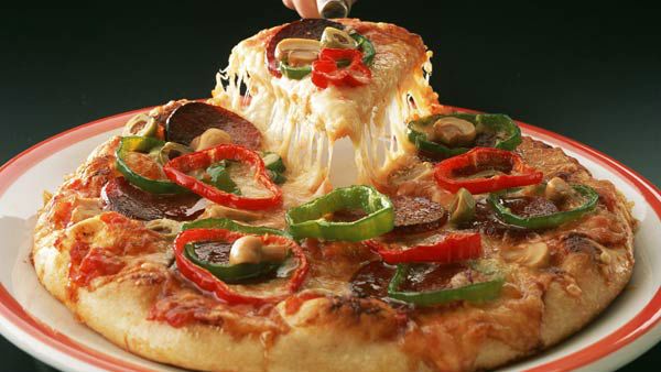 டெலிவரி பாய்க்கு கொரோனா.. ஆசையாக பீட்சா வாங்கிய 72 குடும்பங்களும் தனிமைப்படுத்தப்பட்டது.. டெல்லியில்