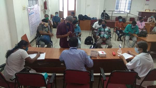 கொரோனா.. தமிழக பத்திரிக்கையாளர்களுக்கு மருத்துவ காப்பீட்டு வசதி.. ரிப்போர்ட்டர்ஸ் கில்ட் கோரிக்கை