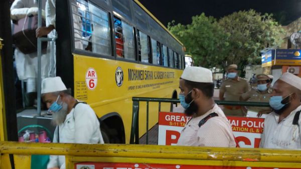 தமிழக தப்லீக் ஜமாத் உறுப்பினர்கள் 558 பேர் சிறப்பு ரயிலில் திருச்சி வருகை.. ஆட்சியர் வரவேற்பு