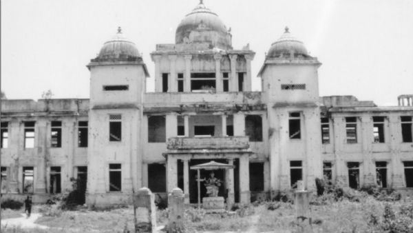 பெருந்துயரத்தின் உச்சம்- யாழ்ப்பாண நூலக எரிப்பு 39-வது ஆண்டு நினைவு நாள்!