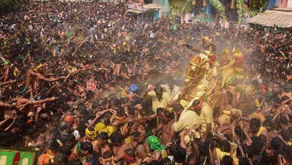 சித்ரா பௌர்ணமி வந்தது.. அழகர் மதுரைக்கு வரவில்லை.. ஆற்றிலும் இறங்கவில்லை.. சோகத்தில் பக்தர்கள்!