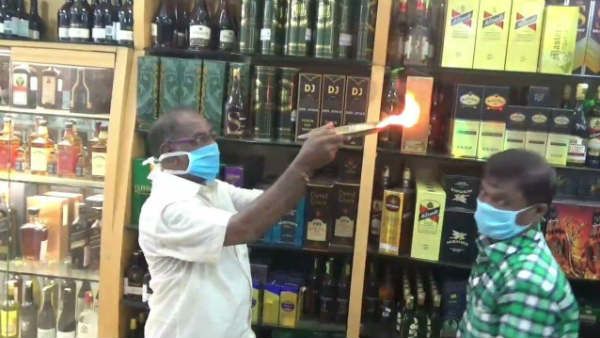 புதுச்சேரியில் முதல் நாள் 3 கோடியே 83 லட்சத்திற்கு மது விற்பனை..அடுத்தடுத்த நாட்களில் விற்பனை மந்தம்