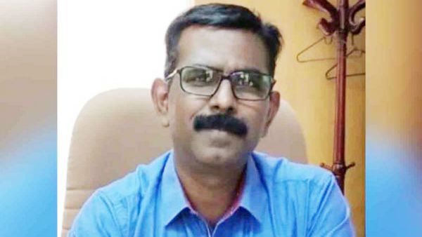 நேர்மையான ஐஏஎஸ் அதிகாரி மணிவண்ணன் இடமாற்றம் ஏன்?.. வைரலாகும் #BringBackManivannan