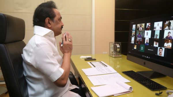 திமுக மாவட்டச் செயலாளர்கள் கூட்டம்... எல்லோரையும் பாராட்டு மழையில் நனைத்த ஸ்டாலின்