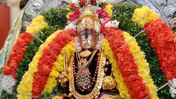 சமயபுரம் மாரியம்மன் கோவில் பஞ்சப்பிரகார விழா ரத்து - மகா அபிஷேகம் ஆன் லைனில் லைவ்