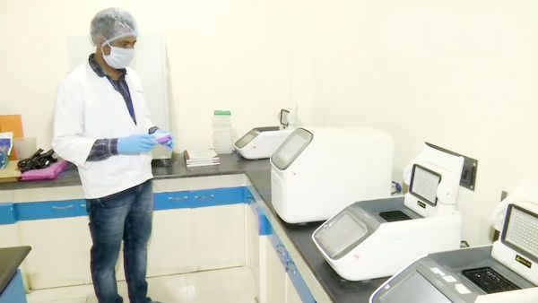 இந்திய நிறுவனம் அசத்தல்.. 500 ரூபாய் செலவு.. 90 நிமிடத்தில் கொரோனா ரிசல்ட்! ரேபிட் டெஸ்ட் கிட் ரெடி