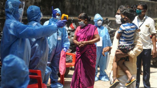 இந்தியாவில் 24 மணிநேரத்தில் 2.81 லட்சம் பேருக்கு கொரோனா தொற்று- ஒரே நாளில் 4,092 பேர் மரணம்!