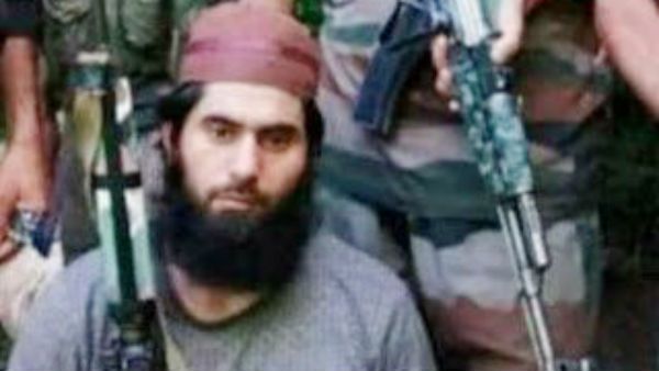 மசூத் அகமது.. கடைசி பயங்கரவாதியும் என்கவுண்டர்.. ஜம்முவில் போலீஸ் அதிரடி தாக்குதலில் பலி!