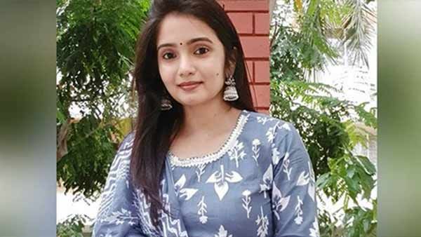 நாதஸ்வரம் மலர் ஞாபகம் இருக்கா ? அதாங்க நம்ம ஸ்ருதிகா.. மறக்க முடியுமா!