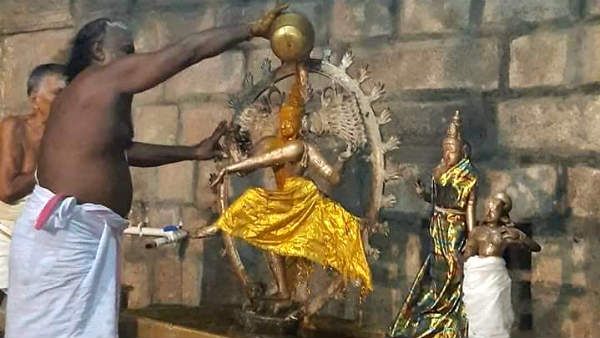 ஆனித் திருமஞ்சனம்: சிதம்பரம் நடராஜர் கோயில் தீட்சிதர்களுக்கு கொரோனா பரவியதால் தேரோட்டம் ரத்து