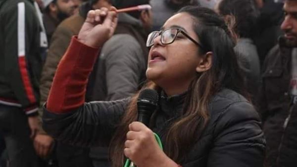 சி.ஏ.ஏ. போராட்டம்- ஊபா சட்டத்தில் கைது செய்யப்பட்ட மாணவி சபூரா சர்காருக்கு ஜாமீன்