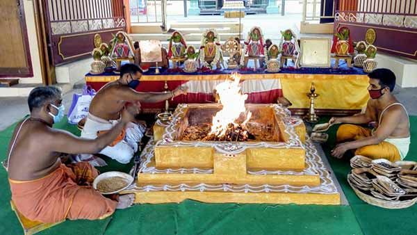 நாட்டை காக்க சத்ரு சம்ஹார யாகம் - கொரோனா தொல்லை ஒழிக்கும் யாகங்கள் 