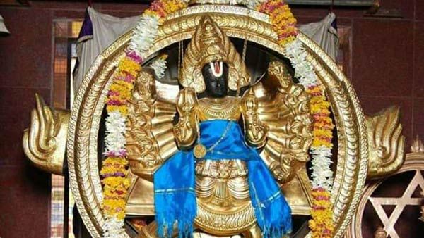ஸ்ரீரங்கத்தில் சக்கரத்தாழ்வாருக்கு ஆனி திருமஞ்சனம் - கொரோனா தொற்று நீங்க சிறப்பு வழிபாடு