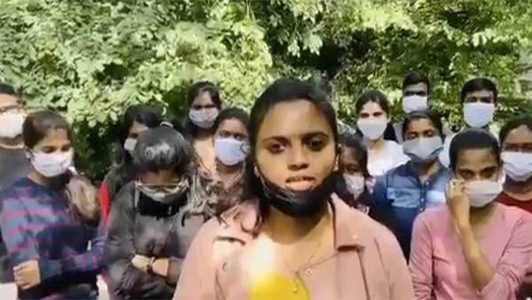 உணவின்றி கிர்கிஸ்தானில் சிக்கி தவிக்கும் மருத்துவ மாணவர்கள்.. விரைந்து மீட்க கண்ணீருடன் கோரிக்கை