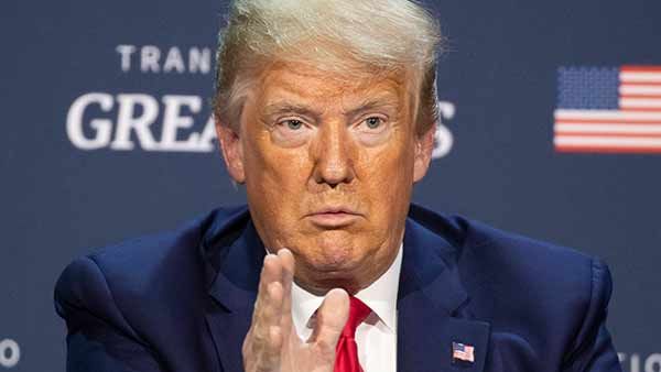 நிறவெறி முழக்க வீடியோவை ரீட்விட் செய்துவிட்டு டெலிட் செய்த டொனால்ட் டிரம்ப்.. வெடித்தது சர்ச்சை