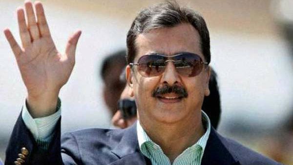 கிரிக்கெட் வீரர் அப்ரிடியை தொடர்ந்து பாகிஸ்தானில் முன்னாள் பிரதமர் கிலானிக்கு கொரோனா வைரஸ் உறுதி