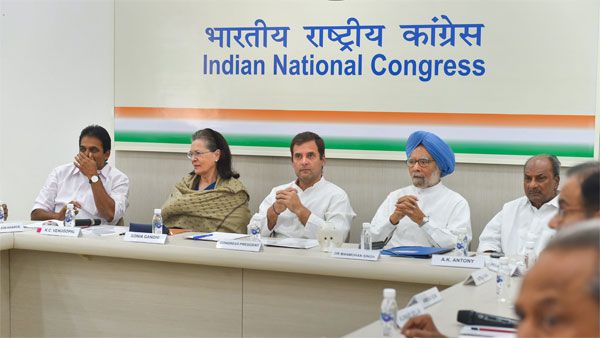 டெல்லி காங்கிரசில் சலசலப்பு...மூத்த தலைவர்கள் மவுனம்... ஓயாமல் ஒலிக்கும் குரல்!!