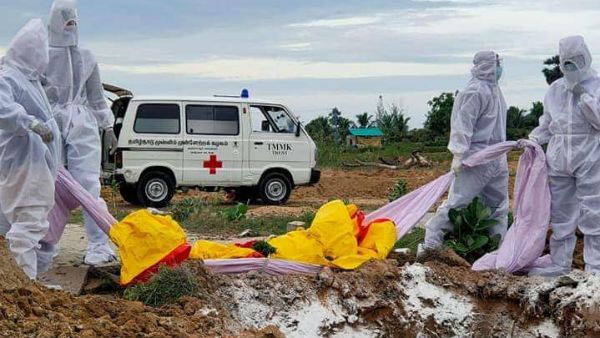 கொரோனாவால் உயிரிழந்த பாஜக பிரமுகர் உறவினர்... நல்லடக்கம் செய்த தமுமுக... மதம் கடந்த மனிதநேயம்