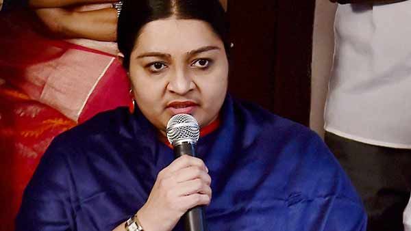 எனது அத்தை பொது சொத்து அல்ல... பாரம்பரிய வீடு... மேல்முறையீடு செய்வேன்... தீபா பேட்டி!!