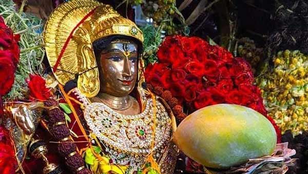 காரைக்கால் மாங்கனி திருவிழா: எளிமையாக நடைபெற்ற காரைக்கால் அம்மையார் திருக்கல்யாணம்