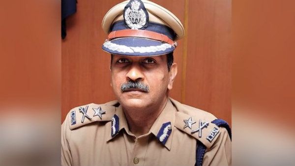 சென்னைக்கு புதிய போலீஸ் கமிஷ்னர்.. ஏகே விஸ்வநாதன் உள்பட 39 ஐபிஎஸ் அதிகாரிகள் இடமாற்றம்!
