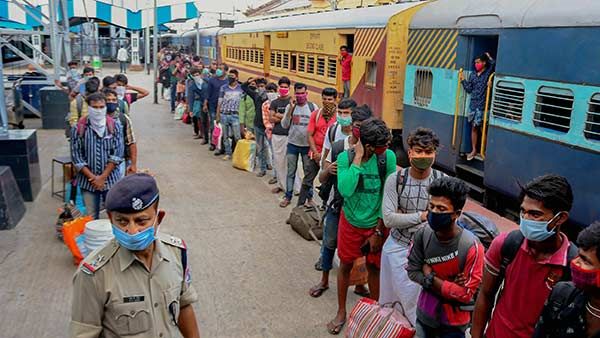 சிறப்பு ரயில்கள் இயக்கப்பட்ட காலத்தில் ரயில்வே வளாகங்களில் மரணித்த 110 இடம்பெயர் தொழிலாளர்கள்