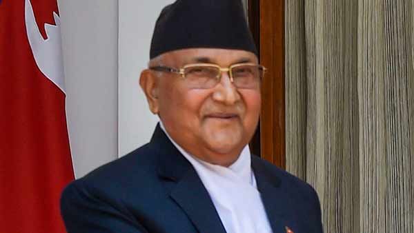 நாடாளுமன்றத்தை ஒத்தி வைக்க நேபாள அதிபர் ஒப்புதல்.. தற்காலிகமாக தப்பினார் பிரதமர் ஒலி!!