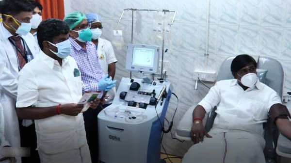 தமிழகத்திலேயே முதல் முறை.. சென்னையில் பிளாஸ்மா வங்கி துவக்கம்! எம்எல்ஏ சதன் பிரபாகர் தானம்.. அசத்தல்