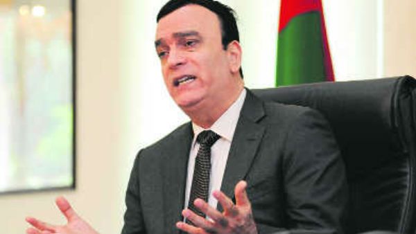 ஐக்கிய அரபு எமிரேட்டில் பணிபுரியும் இந்தியர்களுக்கு விரைவில் விமானம் இயக்கப்படும்... தூதர் விளக்கம்!