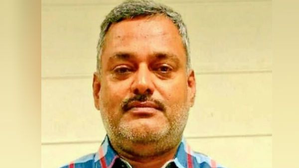 ரவுடி விகாஸ் துபே கூட்டாளி சுட்டுக் கொலை... பாஜக எம்எல்ஏவை சந்தித்த விகாஸ்.. என்ன நடக்கிறது உபியில்!