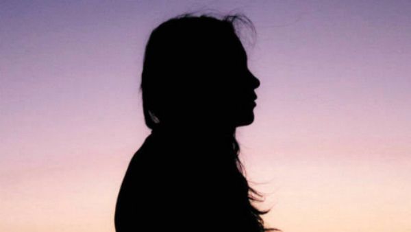 பீர் குடித்துவிட்டு.. பால் கொடுத்த தாய்.. புளு கலரில் மாறி குழந்தை மரணம்.. கோர்ட்டில் வினோத தீர்ப்பு