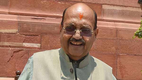 முலாயம் சிங்கின் நிழல்.. மாஜி சமாஜ்வாடி தலைவர்.. எம்.பி. அமர்சிங் மறைந்தார்!