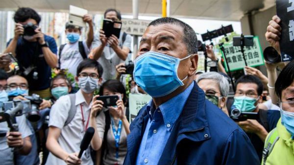 சீனா குறித்து விமர்சனம்...ஹாங்காங் பத்திரிகை அதிபர் கைது...அமலில் புதிய சட்டம்!!