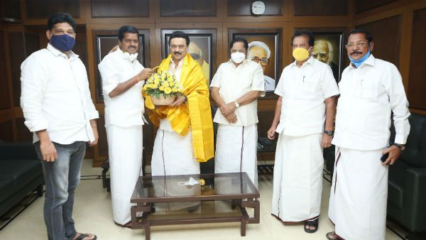 திமுகவில் ஐக்கியமானார் அதிமுக மாஜி எம்.பி. லட்சுமணன்!