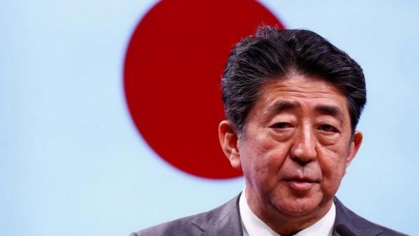 ஜப்பான் பிரதமர் ஷின்சோ அபே....ராஜினாமா...சரியும் பங்குச் சந்தை!!