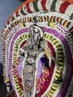 புன்னைநல்லூர் மாரியம்மன் கோவிலில் ஆவணி திருவிழா கொடியேற்றத்துடன் தொடக்கம்