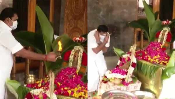 அப்பனே அப்பனே பிள்ளையார் அப்பனே... தோப்புக்கரணம் போட்டு கும்பிட்ட முதல்வர் பழனிச்சாமி