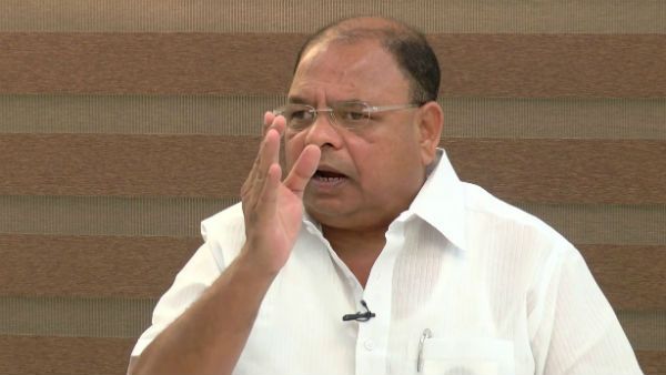 Exclusive: அதிமுகவில் இனிமேல் தான் கச்சேரியே உள்ளது... பொறுத்திருந்து பாருங்க... வெற்றிவேல் ஆருடம்