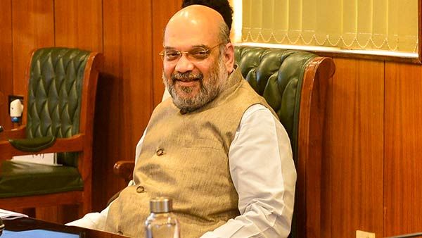 இந்தியாவை ஒருங்கிணைந்த தேசமாக பல நூற்றாண்டுகளாக இணைத்திருப்பது இந்தி... அமித்ஷா ட்வீட்