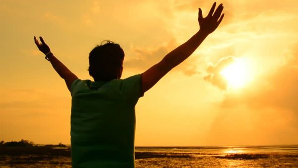 பளிச்சுன்னு தேங்காய் உடைச்ச மாதிரி சொல்லிடுங்க.. ஜாலியா இருங்க!