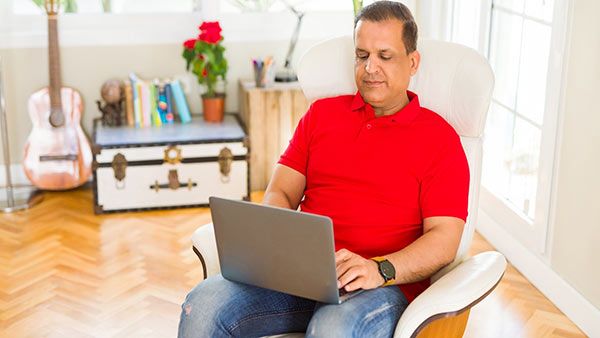 நீங்கள் அரசுப் பணியாளரா? தனிநபர் கடனை ஜஸ்ட் சில நிமிடங்களில் பெற வழிகாட்டுகிறது பஜாஜ் பின்சர்வ்