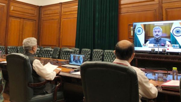 தலிபான்களுடன் பேச்சு- ஆப்கானை இந்தியாவுக்கு எதிரான செயல்பாடுகளுக்கு தளமாக்கக் கூடாது: ஜெய்சங்கர்