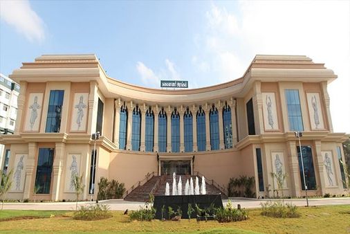 பரபரப்பான சூழலில் நாளை தமிழக சட்டசபை கூடுகிறது... கலைவாணர் அரங்கத்தில் ஏற்பாடுகள் தயார்..!