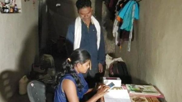 தண்டனை முடிந்து திரும்பிய தந்தை.. ஆன்லைன் வகுப்புக்காக சிறையில் சம்பாதித்த காசில் மகளுக்கு செல்போன்